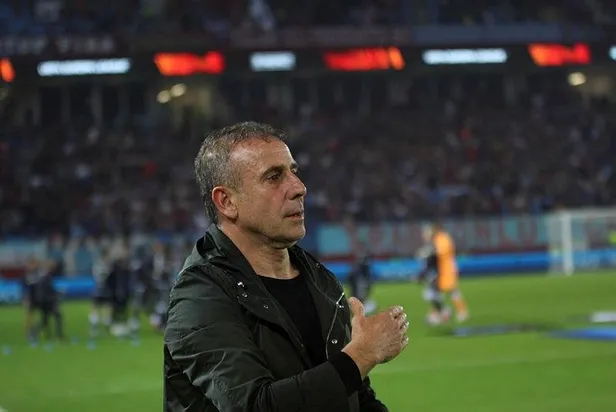 abdullah-avci-monaco-zaferi-sonrasi-oyuncularina-ovguler-yagdirdi-herkes-gurur-duydu-1665792870152.jpeg Abdullah Avcı Monaco zaferi sonrası oyuncularına övgüler yağdırdı: Herkes gurur duydu-2