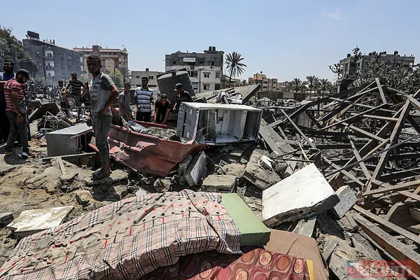 Soykırımcı İsrail alçak saldırısı sonrası El Mevasi'deki yıkım böyle görüntülendi! İşte kare kare vahşet - 21