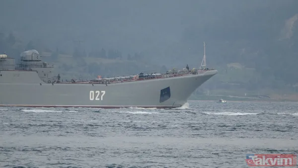 Rus savaş gemileri Karadeniz'e doğru yolda! Çanakkale Boğazı'nı çıktılar - 12
