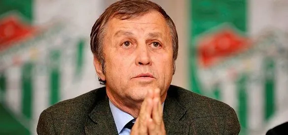 Bursaspor Kulübü Başkanı İbrahim Yazıcı, Bursa’da tedavi gördüğü hastanede 65 yaşında vefat etti