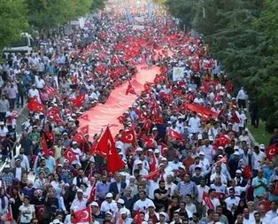 Diyarbakır’da on binler yürüdü