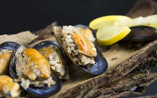 midye-haram-mi-diyanet-aciklamasi-midye-kalamar-karides-yengec-haram-mi-helal-mi-1630158844849.jpg Midye haram mı? Diyanet açıklaması midye, kalamar, karides, yengeç haram mı, helal mi?-2