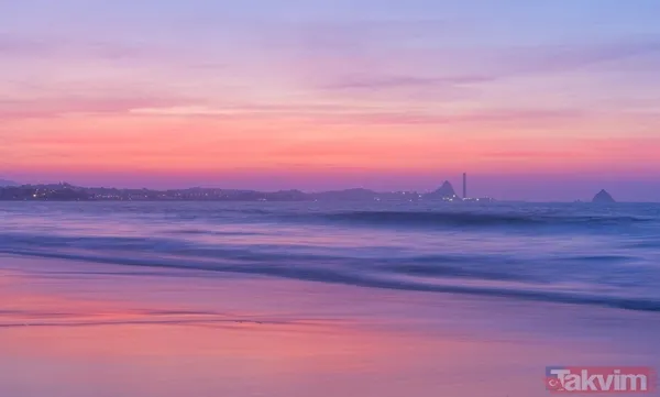 Lavanta renkli plajlar: Dünyada nadir görülüyor! Meğer mor kumun sırrı... - 2