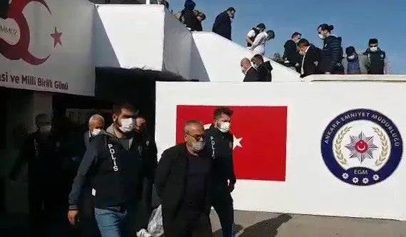 Ankara’da iş vaadiyle milyonluk vurgun yapan çete üyeleri gözaltında!-2