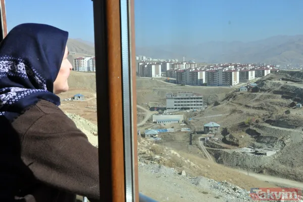 Allah Hepsinde Razı Olsun. Çevresi Olsun, İçeriği Olsun, Okulu Olsun Her Şeyi Çok Güzel Yapılmış. Çok Çok Güzel Olmuş, Mükemmel Olmuş. Başta Cumhurbaşkanımız...