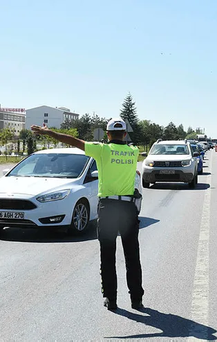 Bayram trafiğine drone ile denetim