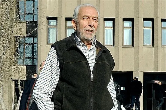CHP yandaşı Sözcü yazarı Emin Çölaşan'ın 'Arapça' provokasyonu elinde patladı