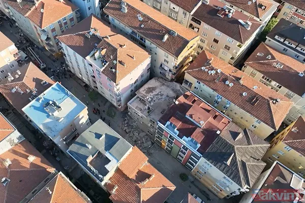 İstanbul alarm veriyor! 25 gün önce Küçükçekmece'de bugün Bahçelievler'de bina çöktü: Acil kentsel dönüşüm şart - 19