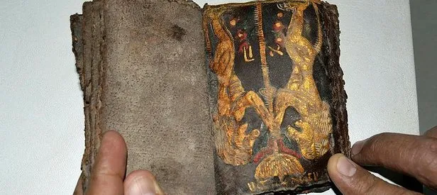 Muğla’da 700 yıllık altın yazmalı Tevrat ele geçirildi
