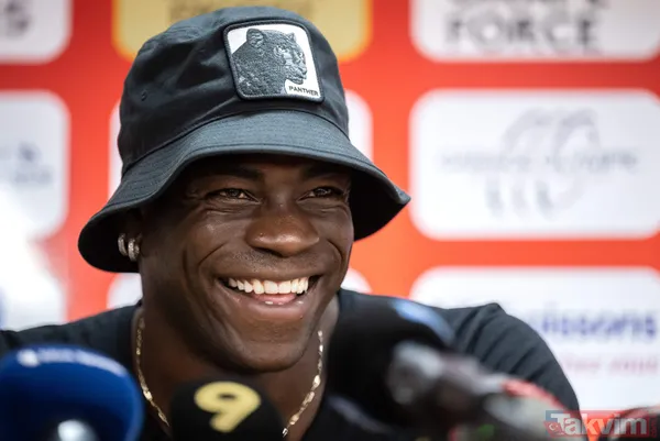 Balotelli İsviçre'yi karıştırdı! İtalyan yıldız Basel ile Sion karşılaşmasında saha kenarına gelirken cinsel organını çıkarıp... - 16