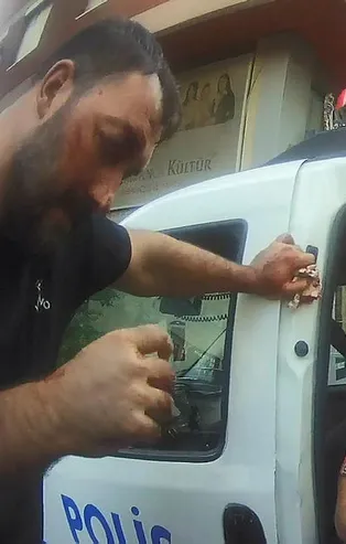 Avukatlık bürosunda linç girişimi! Hastanelik oldular