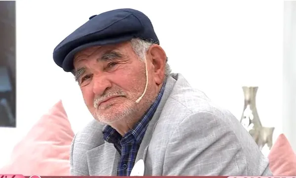27-yas-kucuk-esi-tarafindan-sokaga-atildi-72-yasindaki-abdi-amcanin-basina-gelmeyen-kalmadi-esra-erola-gelen-i-1667941630958.jpg 27 yaş küçük eşi tarafından sokağa atıldı! 72 yaşındaki Abdi Amca'nın başına gelmeyen kalmadı! Esra Erol'a gelen ihbarlar şoke etti-3