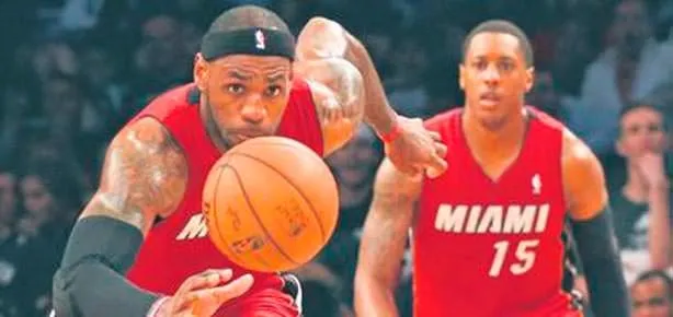 Lebron James M.Heat’i sırtladı