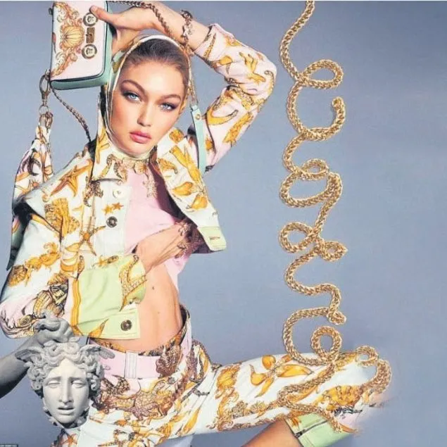 Prada’ya Versace!