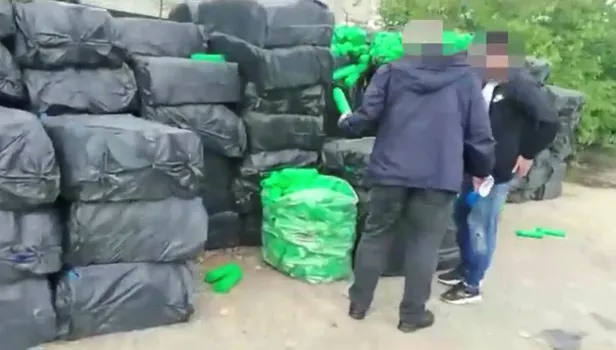 Diyarbakır'da 300 bin TL'lik sahte deterjan operasyonu: 2 gözaltı