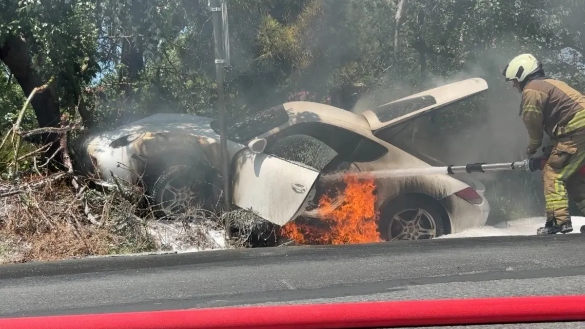 Sarıyer’de Porsche kazası!