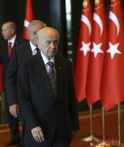 Başkan Erdoğan, Cumhurbaşkanlığı Külliyesinde tebrikleri kabul etti
