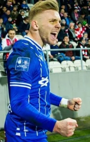 Aslan uçuşa geçecek