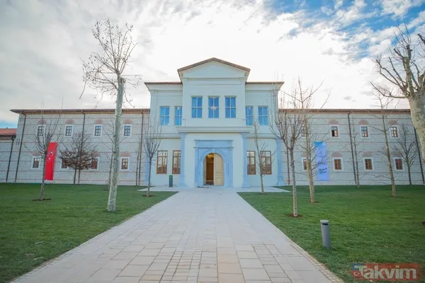 Bakan Mehmet Nuri Ersoy açıkladı: Rami Kütüphanesi'nin 3 yılda 7,7 milyon kişi ziyaret etti - 7