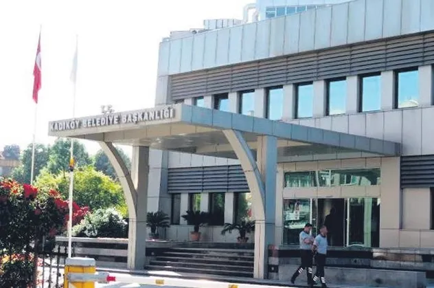 CHP’li Kadıköy Belediyesi’nde tarifeli rüşvet çarkı: Kaçak imarda metre başına haraç topladılar!
