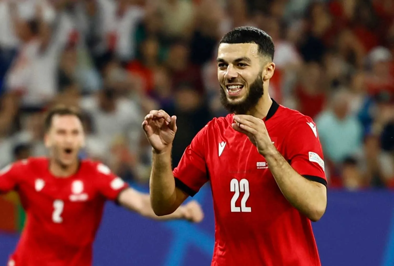 Ezeli rakiplerin transfer savaşı!