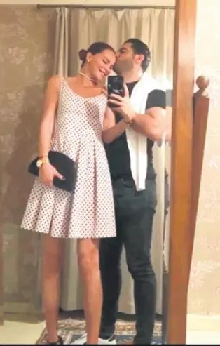 Uğur Akkuş'la evlenen Ebru Şallı paylaşımıyla kafa karıştırdı... Bebek mi geliyor?