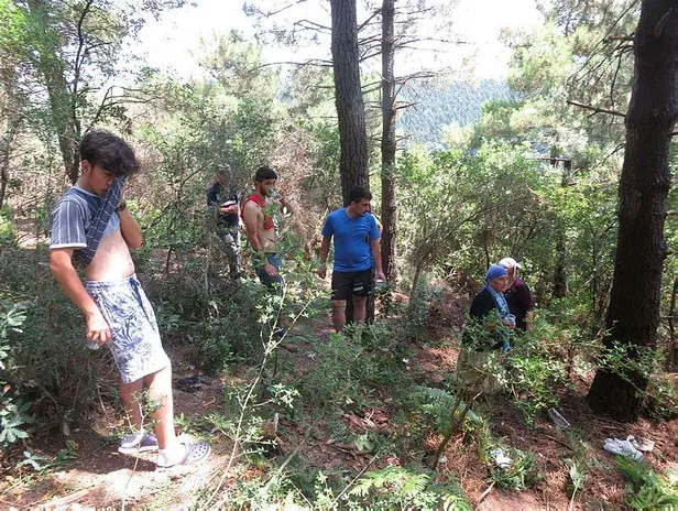 Son dakika: İstanbul Beykoz'da ormanlık alanda yangın: "3 kişi geldi, kaçarken gördük"-3