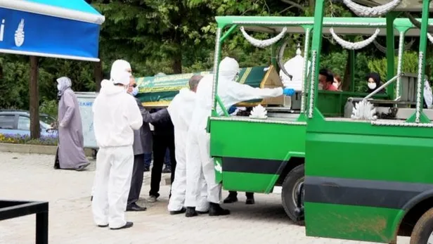 Koronavirüsten ölenler işte böyle defnediliyor!-3