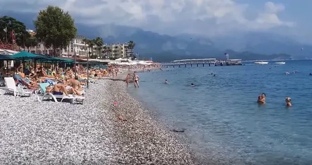 Kemer'e soğuklar gelmedi! Ekim ortasında deniz keyfi-4