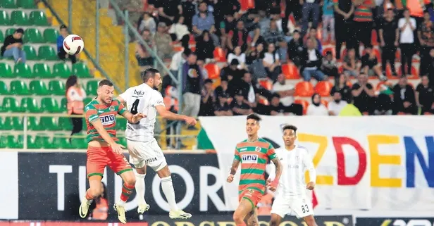 Kartal’ın aklı kupada