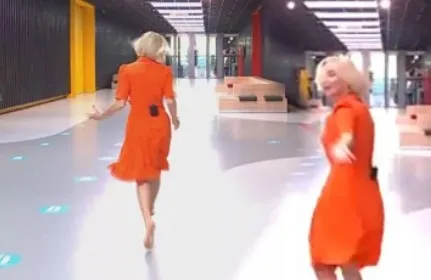 Esra Erol canlı yayında yalın ayak koşturdu "Esra Erol farkı" yorumları yağdı! 45 yıldır evli olan Melahat ile Ramazan Bağ barıştı mı?-4