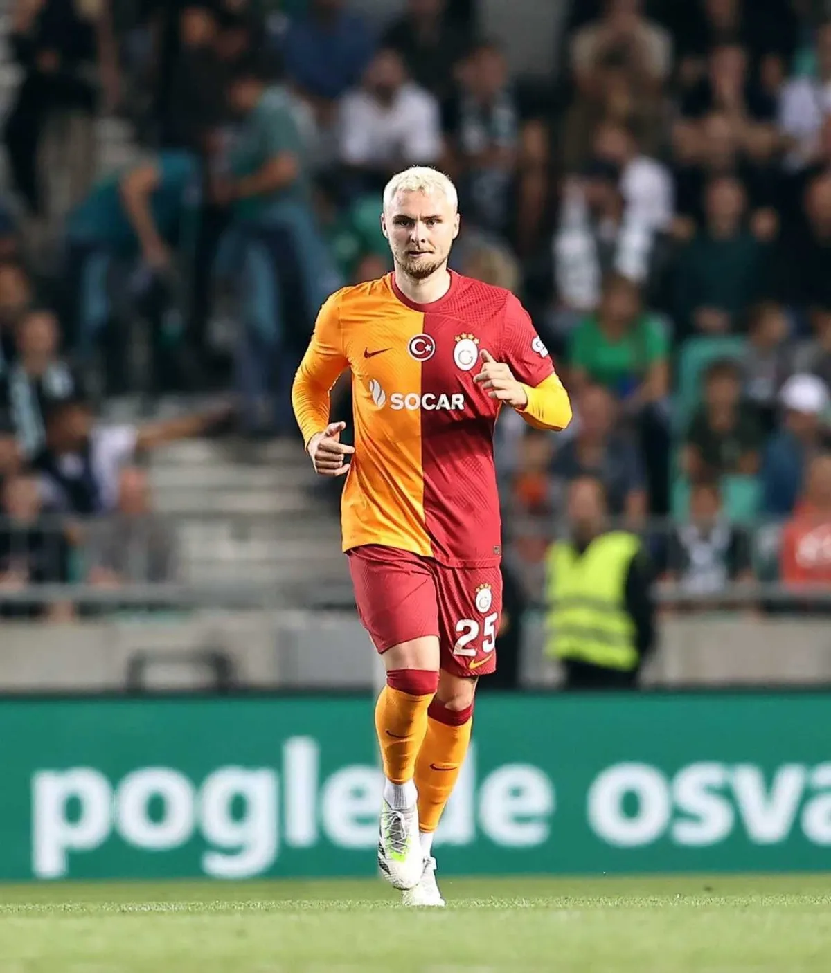 galatasarayda-1-ayrilik-1-transfer-orta-sahaya-dev-isim-1788245816197.jpeg Galatasaray'da 1 ayrılık 1 transfer! Orta sahaya dünya yıldızı-4