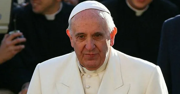 Katoliklerin ruhani lideri Papa Franciscus koronavirüs aşısı yaptıracağını açıkladı