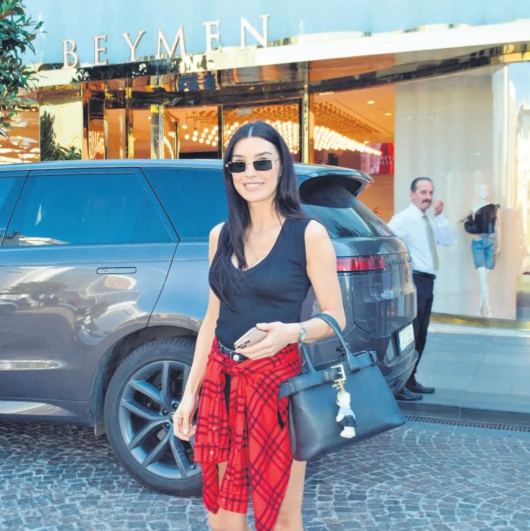 ‘Jennifer küçükmüş’