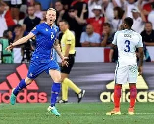 İzlanda, İngiltere’yi 2-1 yenerek çeyrek finale çıktı