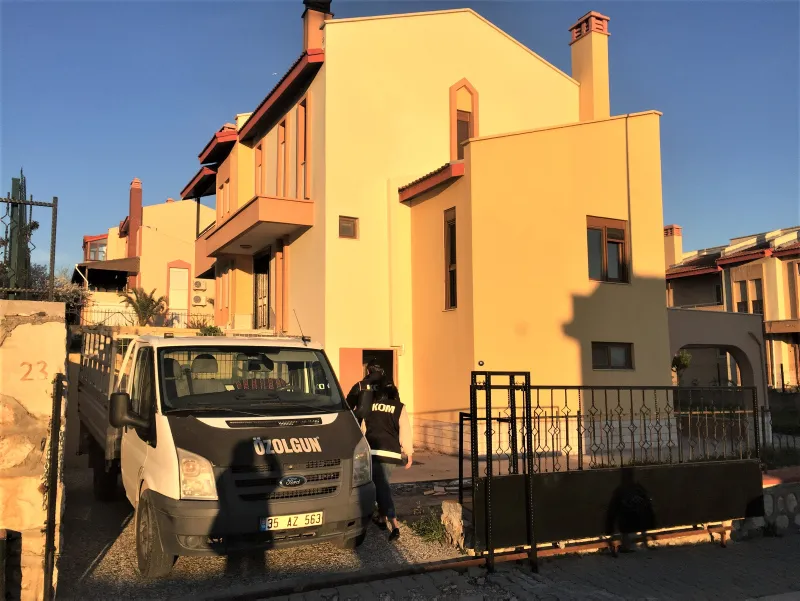 Lüks villayı elektronik sigara imalathanesine çevirmişler - 4