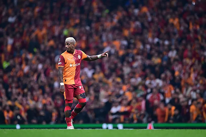 Spor yazarları Galatasaray'ın Liverpool zaferini değerlendirdi! "Enerji patlaması" - 10