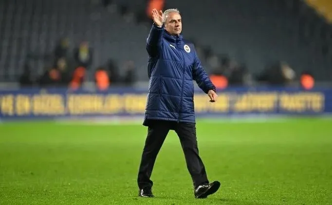 fenerbahce-teknik-direktoru-ismail-kartal-tarih-yazmaya-devam-ediyor-ismail-kartal-3-puana-abone-1705271791597.jpeg Fenerbahçe teknik Direktörü İsmail Kartal tarih yazmaya devam ediyor! İsmail Kartal 3 puana abone...-3