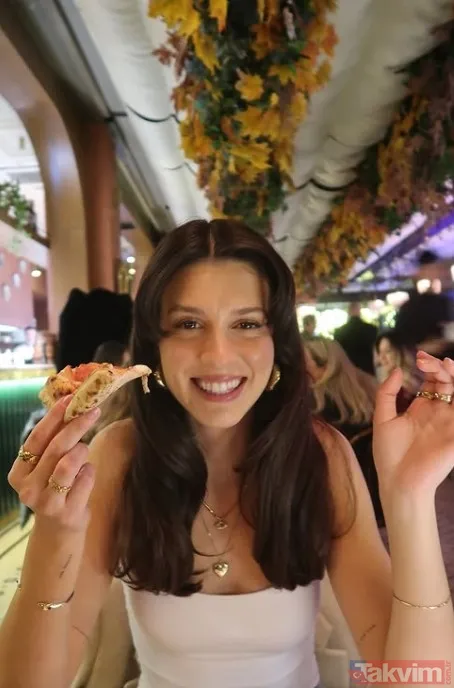 Annesini kaybetmenin acısıyla derin bir travma yaşayan Bahar, yaşadığı duygusal süreç içinde Korkut'la (Yunus Emre Yıldırımer) aynı klinikte yollarını...