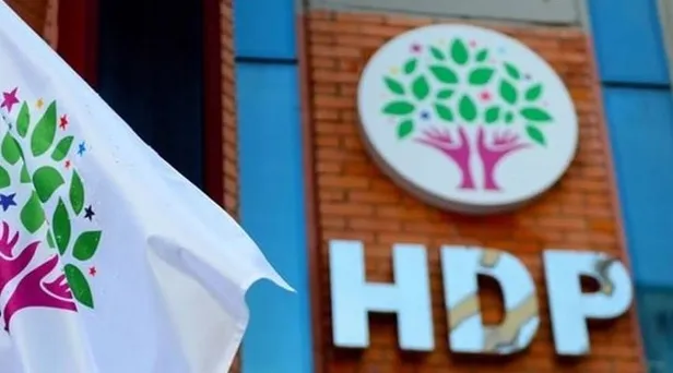 diyarbakir-merkezli-5-ilde-pkknin-sehir-yapilanmasina-operasyon-aralarinda-hdpli-il-ve-ilce-yoneticileri-de-var-1622129555872.jpeg Diyarbakır merkezli 5 ilde PKK'nın şehir yapılanmasına operasyon: Aralarında HDP'li il ve ilçe yöneticileri de var-2