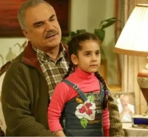 22-yasinda-genc-kiz-oldu-yaprak-dokumunun-aysesi-sebnem-ceceliyi-goren-tanimadi-buse-varol-sandim-fahriye-evce-1700133696804.jpg Yaprak Dökümü’nün Ayşe’si Şebnem Ceceli’yi gören tanımadı: Buse Varol sandım! 22'lik genç kız oldu! Fahriye Evcen ve Gökçe Bahadır’ın kardeşi...-9