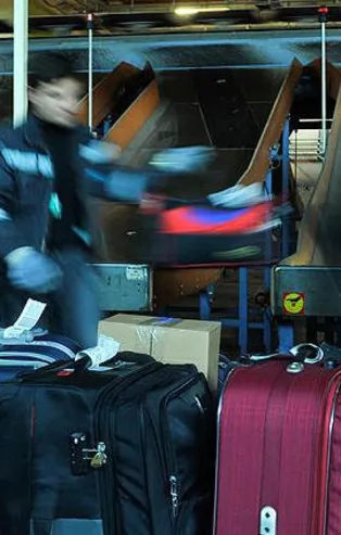 Uçakla yolculuk yapan herkesi ilgilendiriyor! Yargıtay'dan tazminat kararı