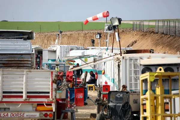 terorun-kokunun-kazindigi-katodan-mujdeler-yolda-petrol-denizi-gibi-1688534714594.jpg Terörün kökünün kazındığı Kato'dan müjdeler yolda: Petrol denizi gibi...! 40 yıldır girilmeyen 36 köy yerleşime açılıyor-14