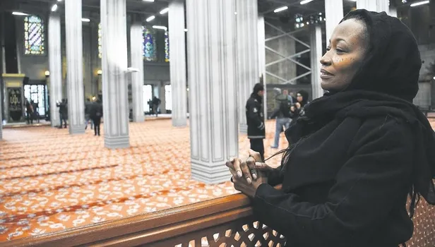 ABD’li şarkıcı Della Miles, Müslüman oldu-1