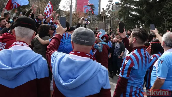 Trabzon artık şampiyonluğu bekliyor! Boş uçak kalmadı oteller yüzde 100 dolu - 14