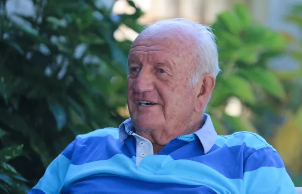 fenerbahcenin-efsane-baskani-ali-sen-erdogan-kadar-halkin-sorunlariyla-ilgilenen-bir-lider-gelmedi-1629698208400.jpg Fenerbahçe'nin efsane başkanı Ali Şen: Erdoğan kadar halkın sorunlarıyla ilgilenen bir lider gelmedi-7