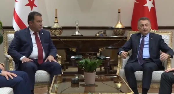cumhurbaskani-yardimcisi-fuat-oktay-ve-kktc-basbakani-ersan-sanerden-kulliyede-ortak-basin-toplantisi-1608742458509.jpeg Cumhurbaşkanı Yardımcısı Fuat Oktay ve KKTC Başbakanı Ersan Saner'den Külliye'de ortak basın toplantısı-1