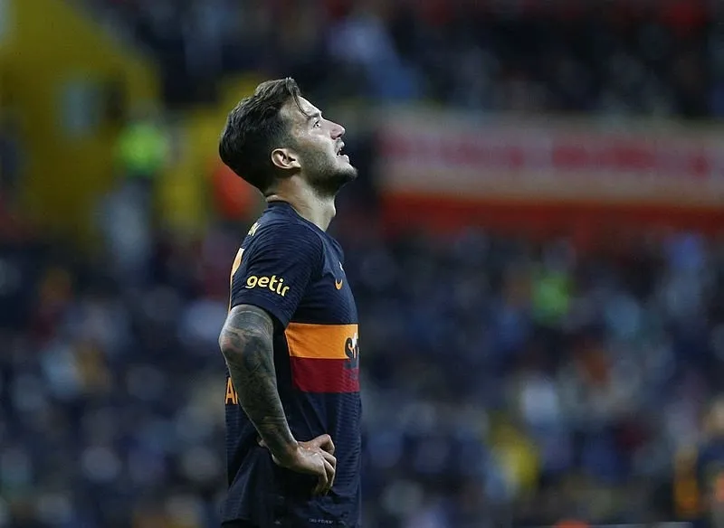 Galatasaray transfer haberleri | Okan Buruk'tan şok karar! Tam 8 isim... - 13