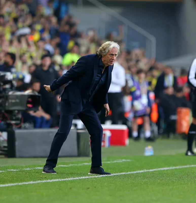 Jorge Jesus'tan ters köşe! İşte yeni adresi - 17