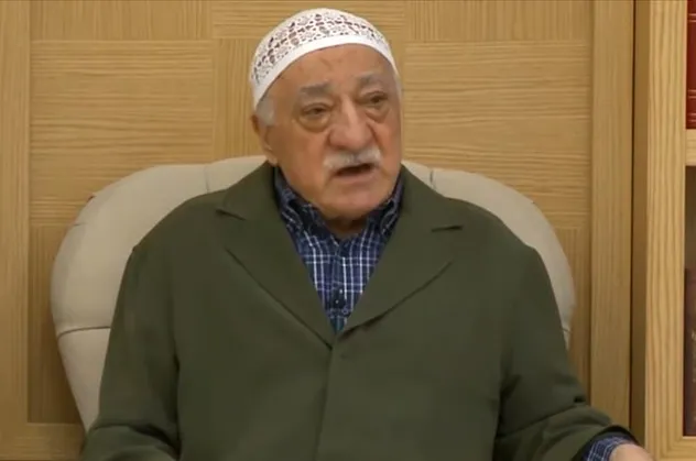 Teröristbaşı Gülen'in CHP ile ilişkisi 15 yaşındayken başlamış!